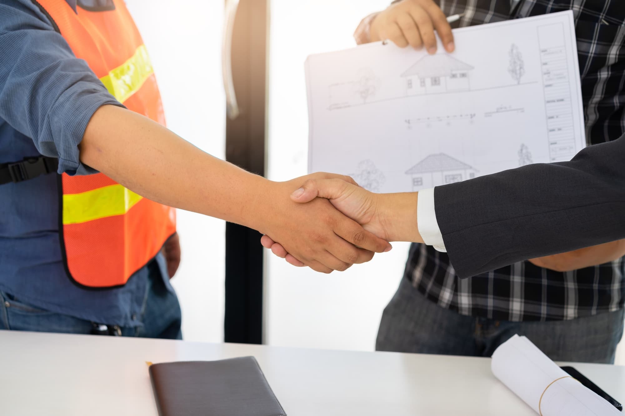 Why contractors need to manage their jobs in a CRM